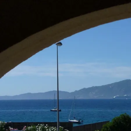 Апартаменты Vue Panoramique 50m Corse Портисьо